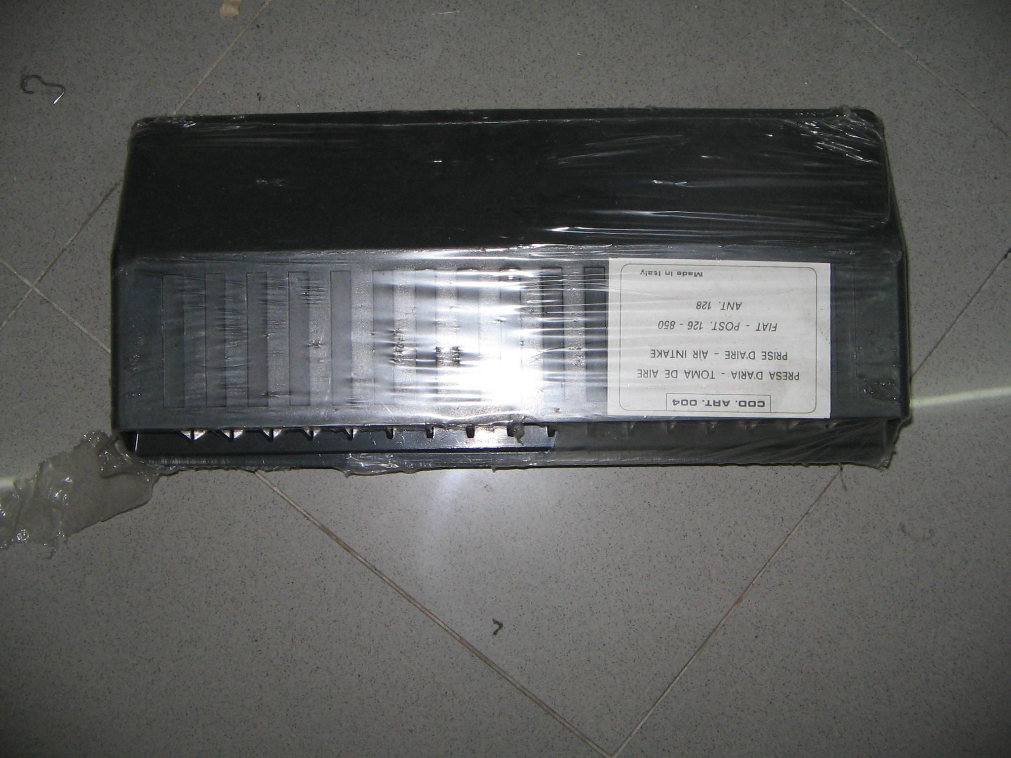 PRESE ARIA COFANO POST. 500 / 126 ----N.64